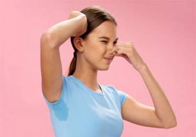 تعریق چیست و چه دلایلی دارد