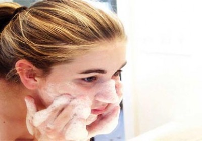 ویژگی شوینده های مناسب برای پوست صورت