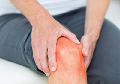 علت تق تق کردن زانوها چیست؟