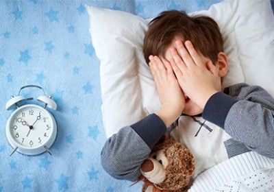 چند راه حل برای بی خوابی کودکان